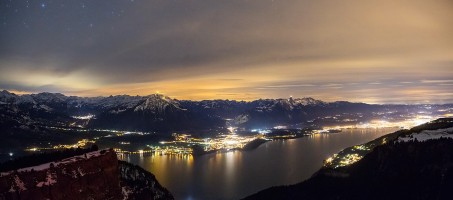 Lac de Thoune nocturne