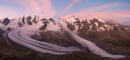 Piz Palu et Bernina aux premières lueurs